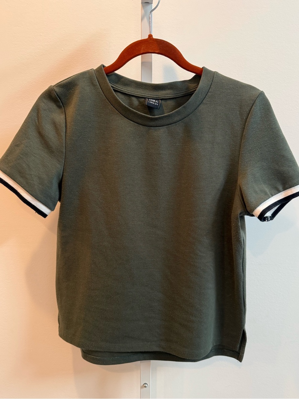 Lora Olive Short Sleeve Tee Contrast Sleeve Trim Women Size L Trim